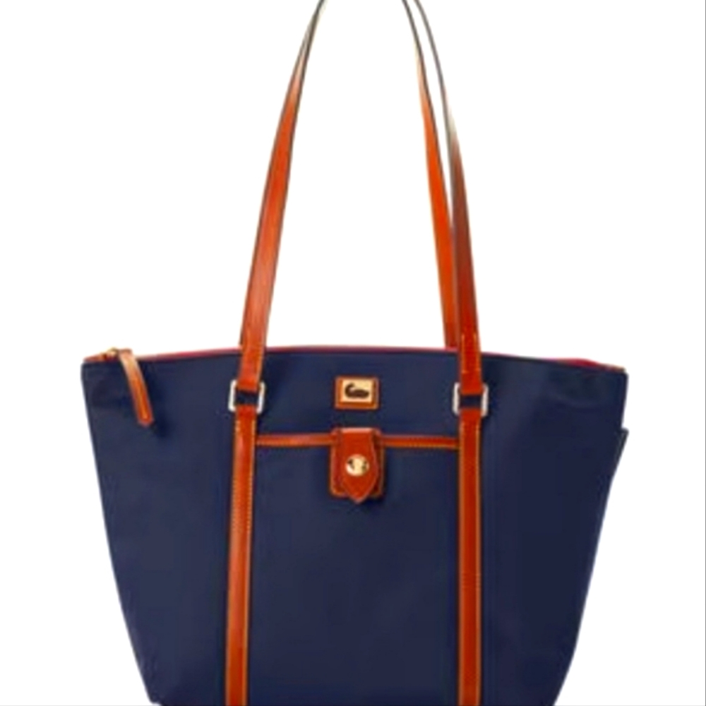 Dooney & Bourke large zip navy tote